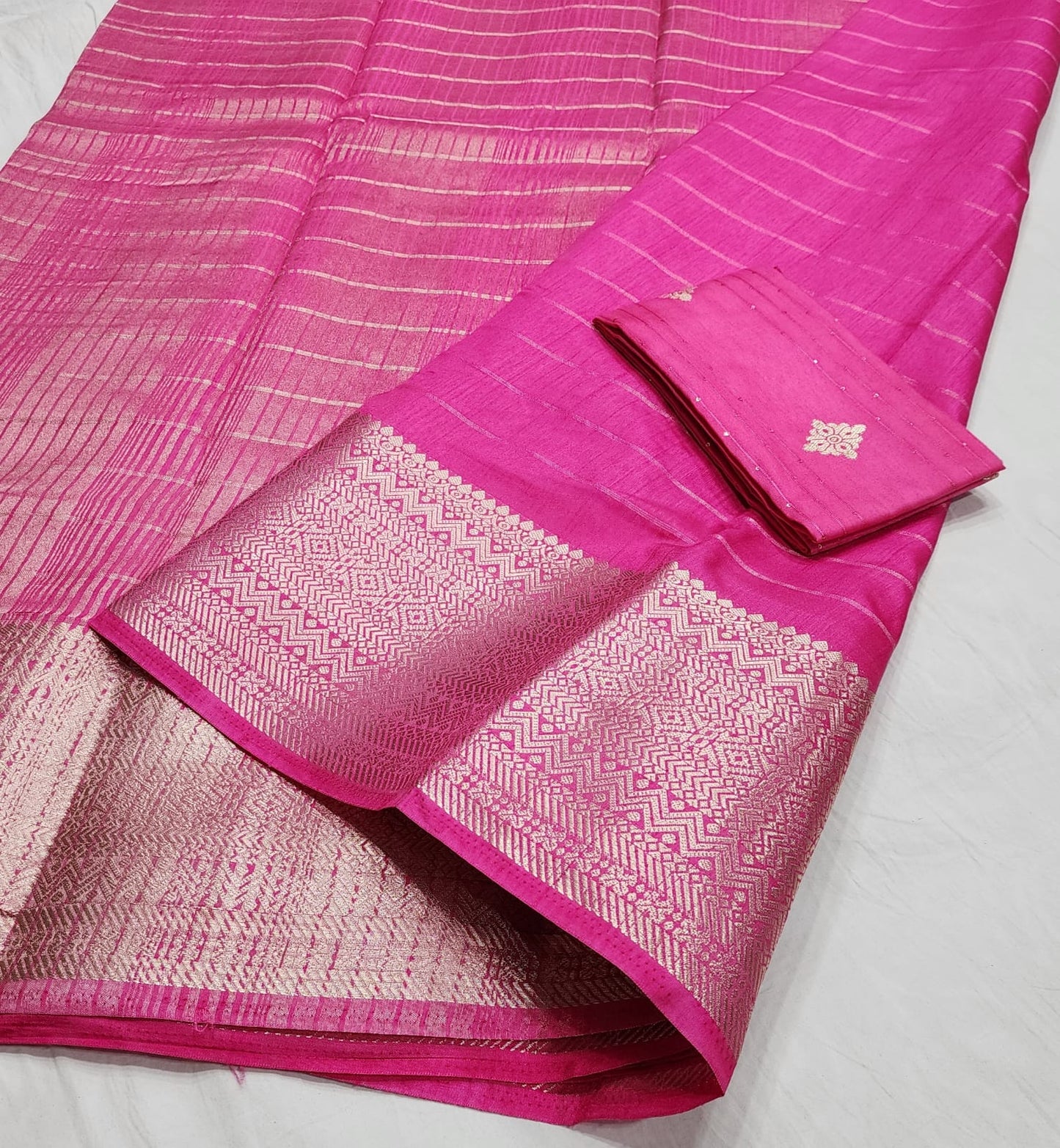 Semi Cotton viscose saree! Fancy blouse !