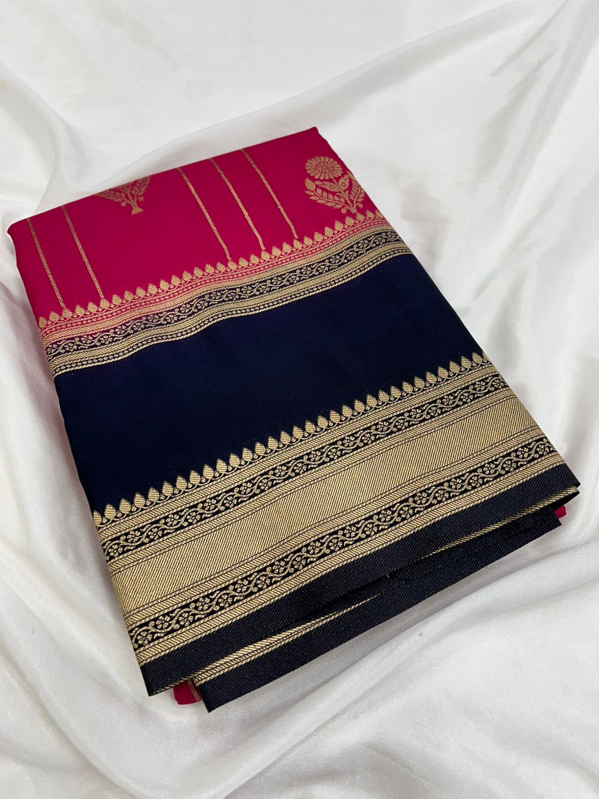 Premium Imitation Border Crepe Silk Saree – Rich Pallu & Contrast Collection