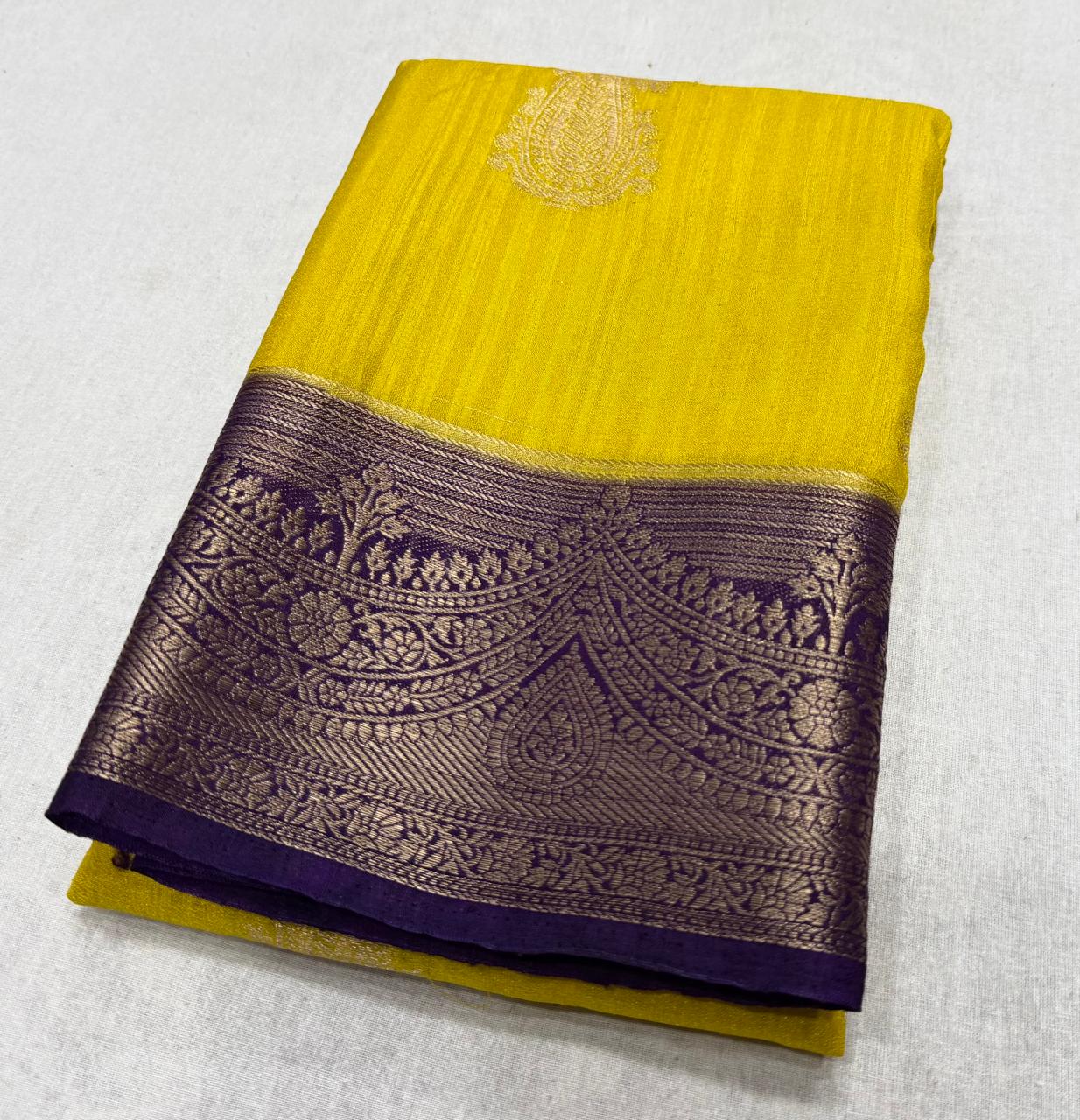 Latest Design – Premium Matka Silk Saree with Contrast Border