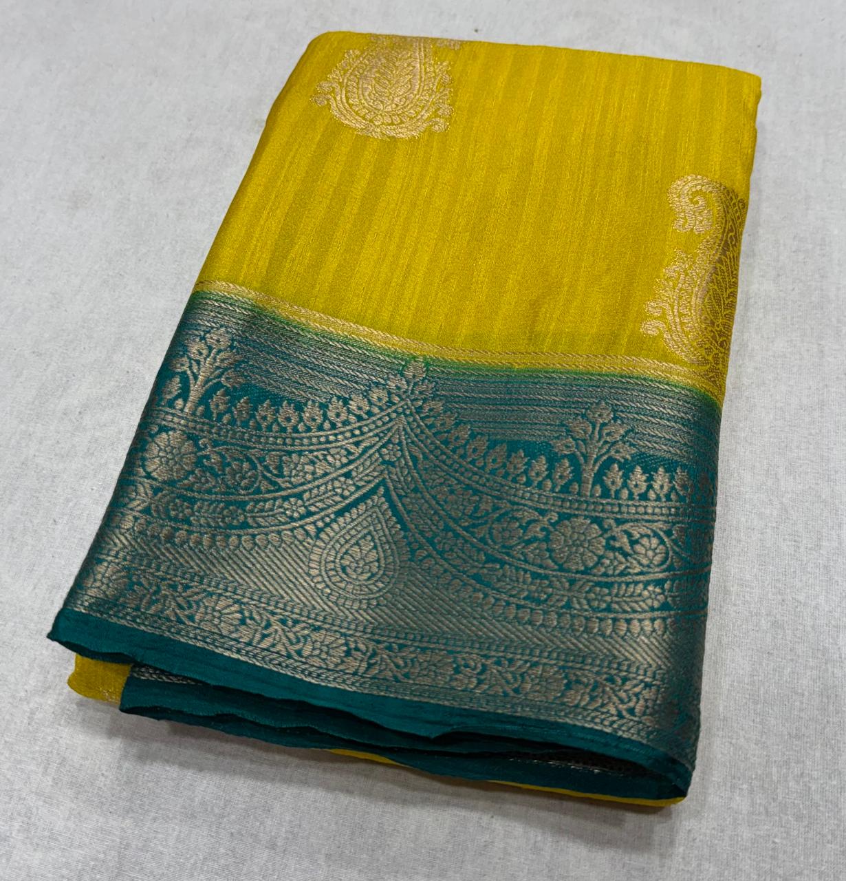 Latest Design – Premium Matka Silk Saree with Contrast Border